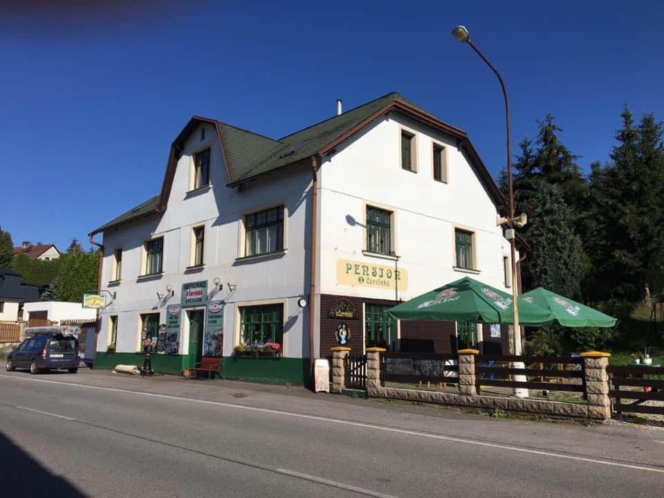Penzion A Restaurace U Cervinku Cista u Horek Екстериор снимка